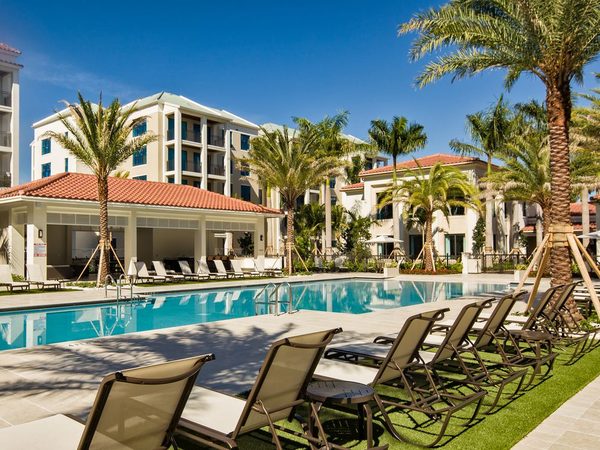 Avalon 850 Boca apartments in Boca Raton, FL