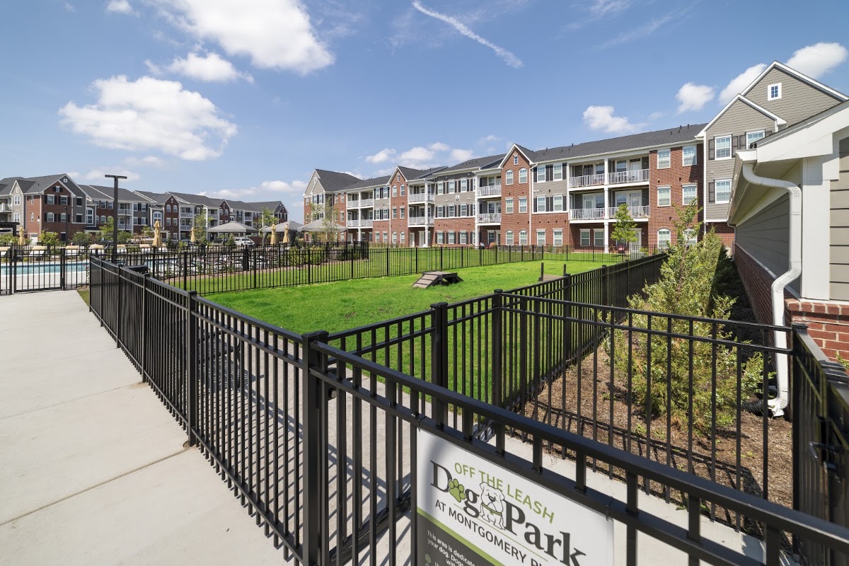 Montgomery Place Apartments apartments in Montgomery, IL