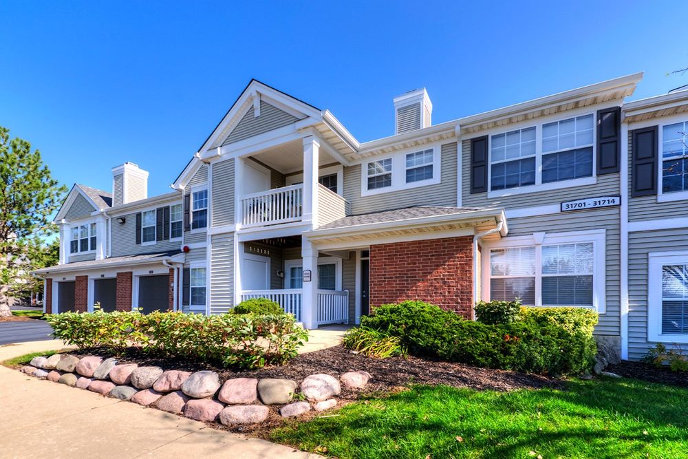 Preserve at Cantera apartments in Warrenville, IL