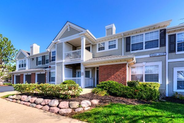 Preserve at Cantera apartments in Warrenville, IL