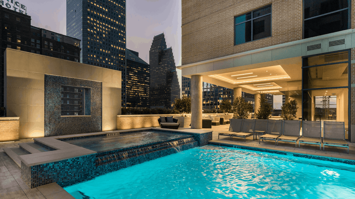 Aris Market Square apartments in Houston, TX