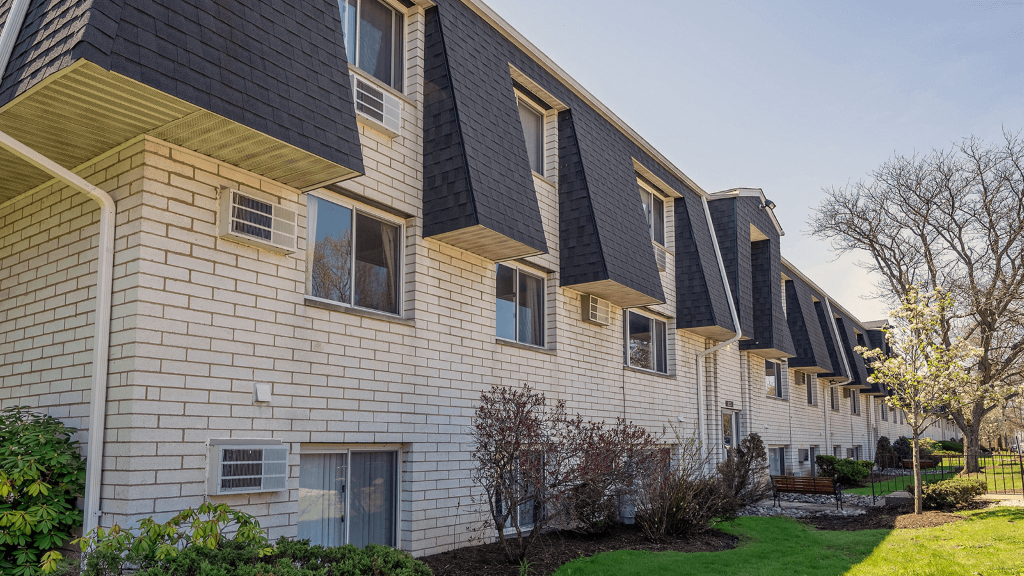Tanglewood Apartments apartments in Erie, PA
