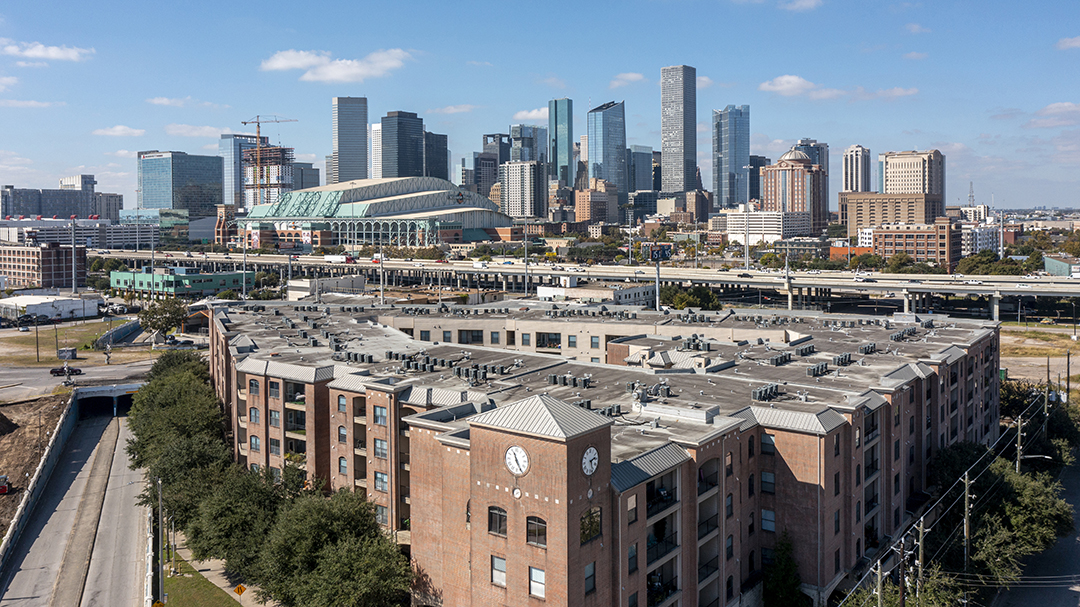 Canal Street Flats apartments in Houston, TX