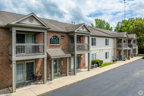 The Plaza at Lamberton apartments in Grand Rapids, MI