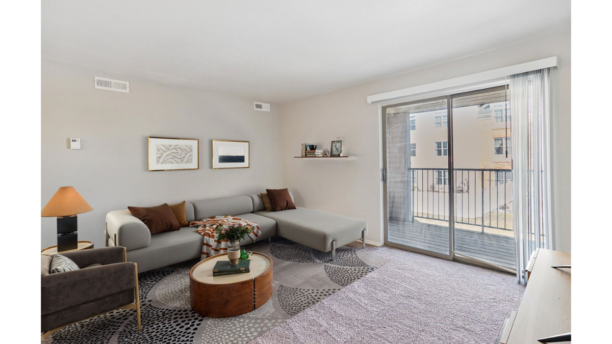 Lakeside Park apartments in Shelby Township, MI