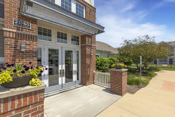 Enclave at 127th Apartments apartments in Plainfield, IL