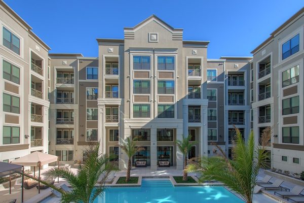 The Hamilton apartments in Houston, TX