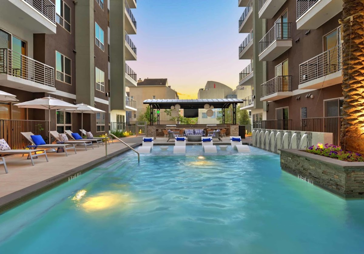 299 West Gray apartments in Houston, TX