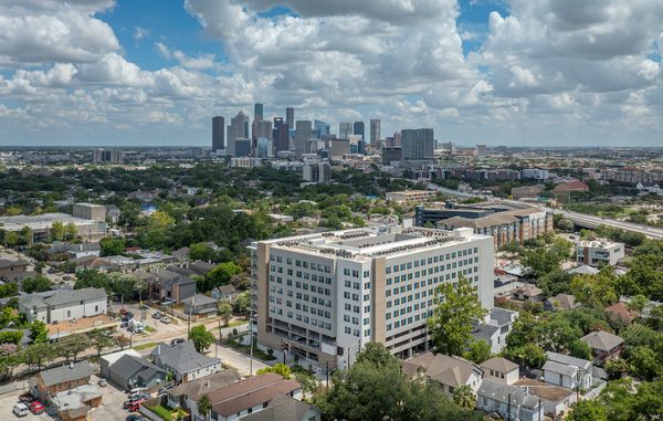 UNITI Montrose apartments in Houston, TX