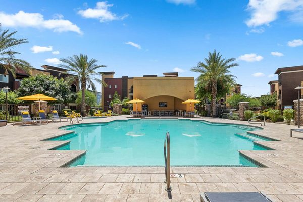 Summerly at Zanjero apartments in Glendale, AZ