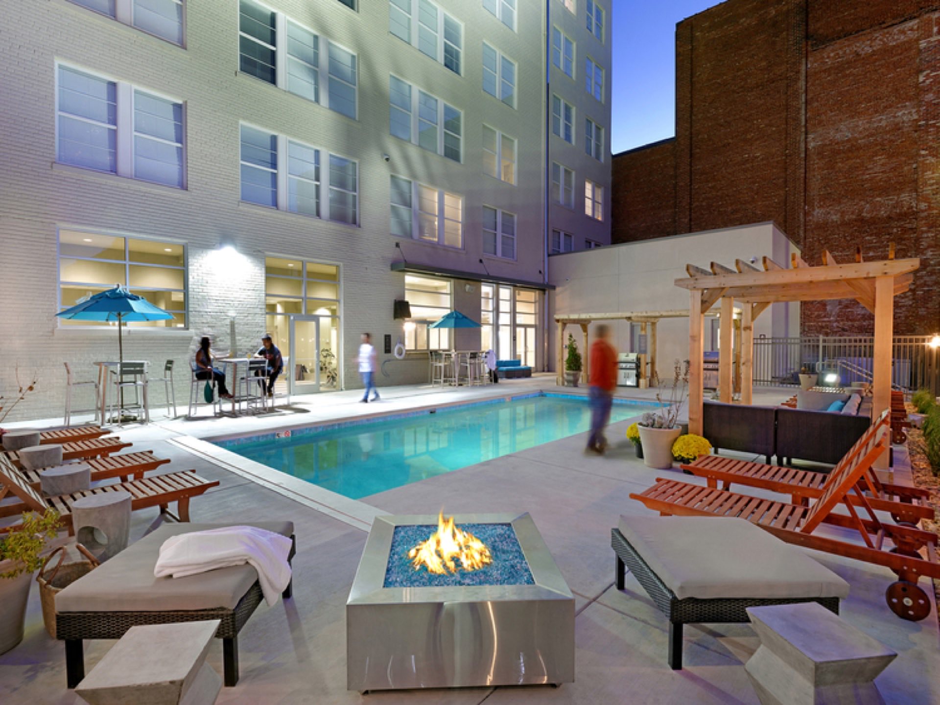 Sky Eleven apartments in Springfield, MO
