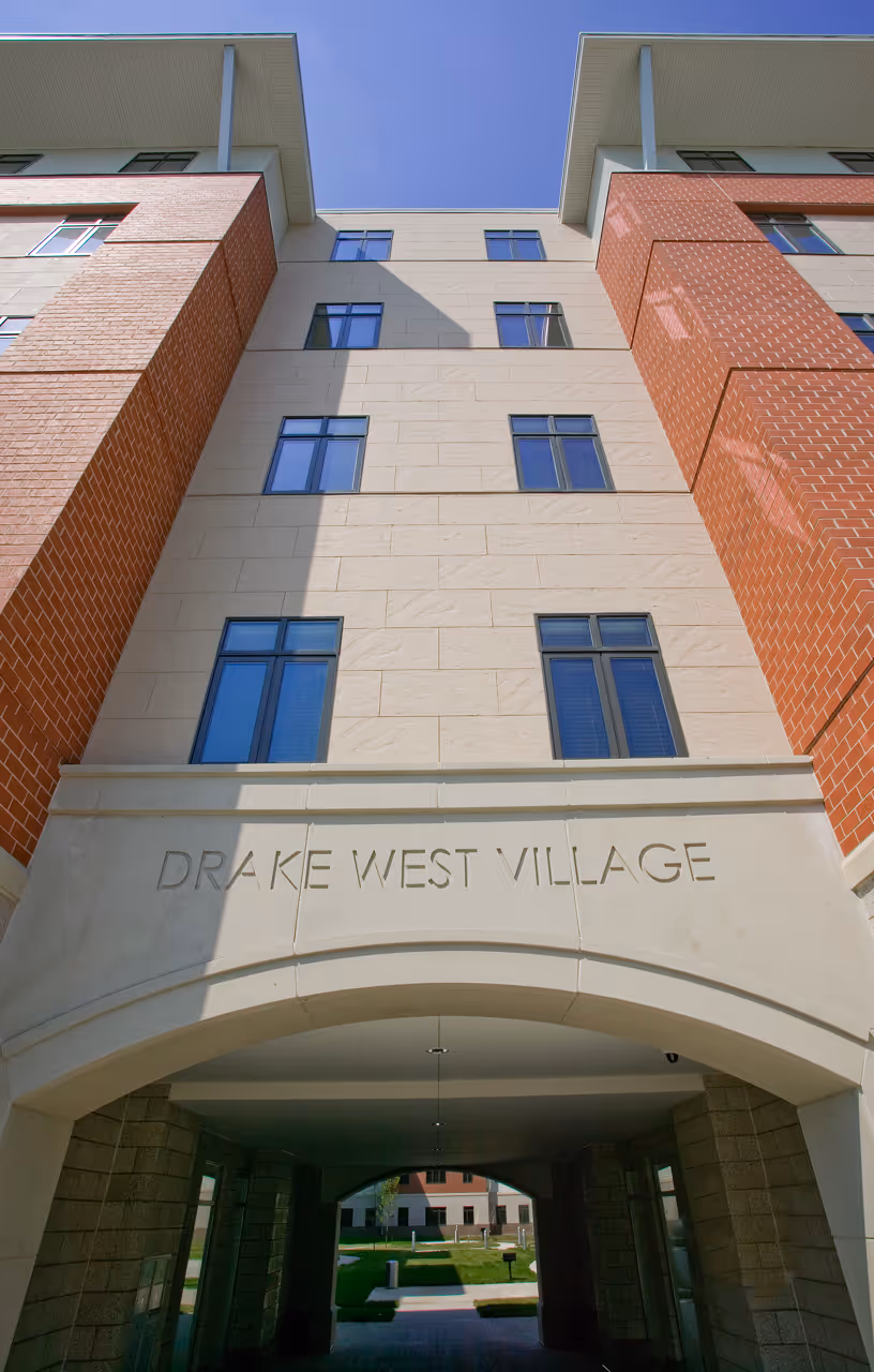 Drake West Village apartments in Des Moines, IA