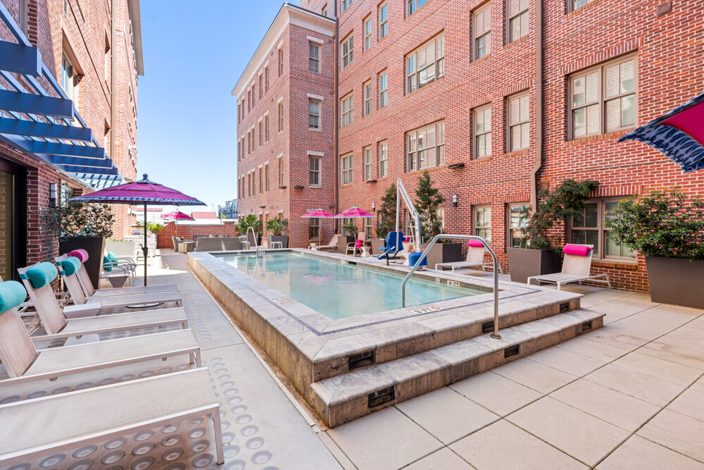 Hoffler Place apartments in Charleston, SC