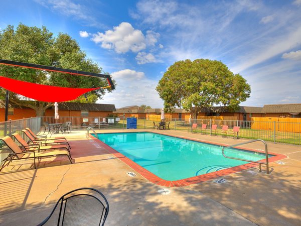 Lakeview Villas apartments in Wichita Falls, TX