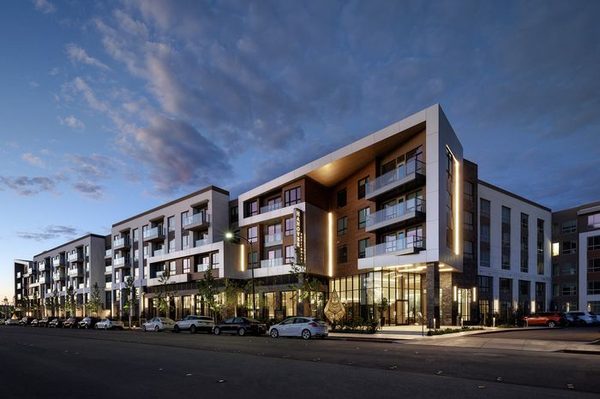 Hanover Burlingame apartments in San Mateo, CA