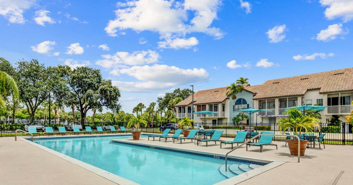 IMT Boynton Beach apartments in Boynton Beach, FL