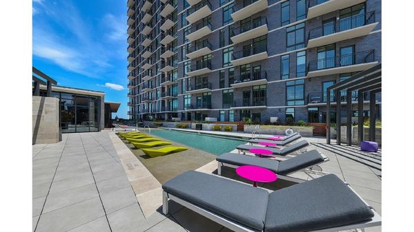 The Hamilton apartments in Dallas, TX