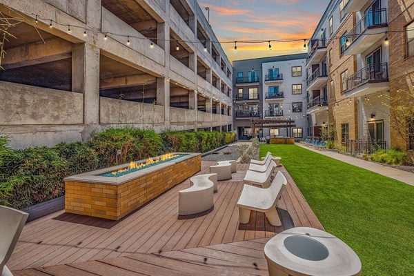 Rivera on Broadway apartments in San Antonio, TX