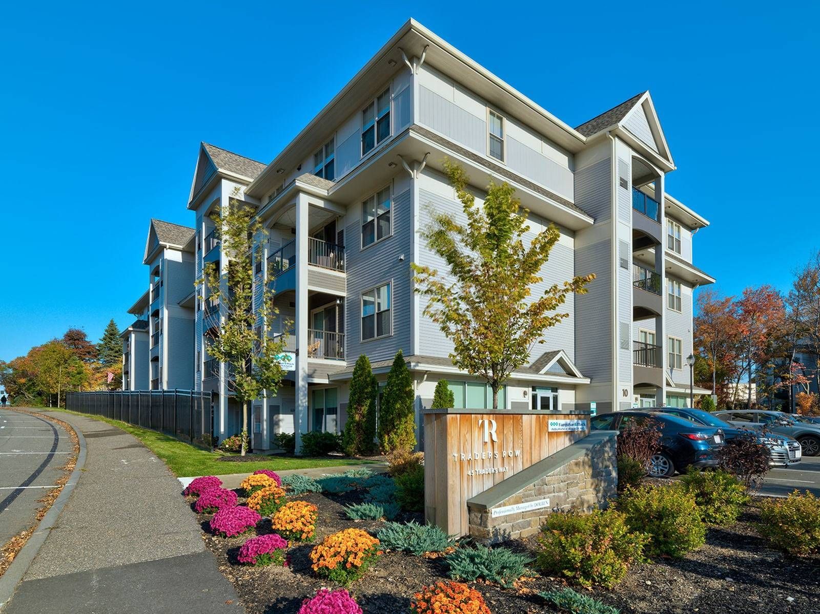 Traders Row apartments in Lynn, MA
