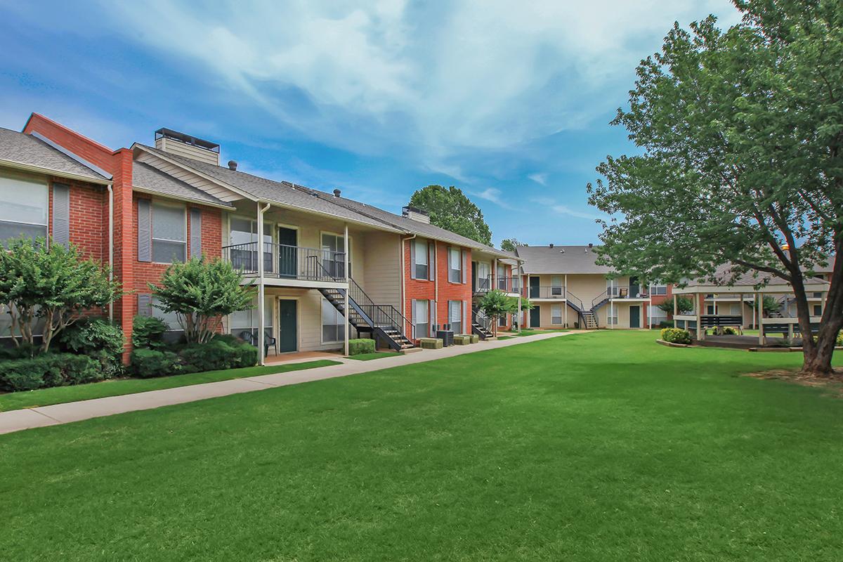 Willow Creek Apartments apartments in Midwest City, OK