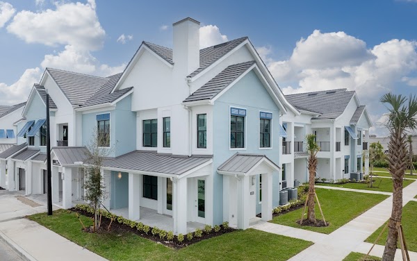 Imperial Crossing apartments in Bonita Springs, FL