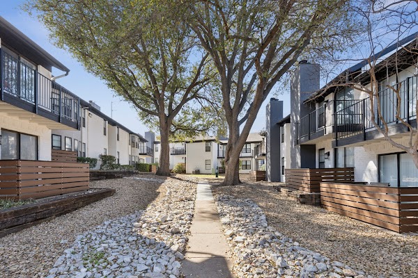 Brookbend Apartments apartments in Addison, TX