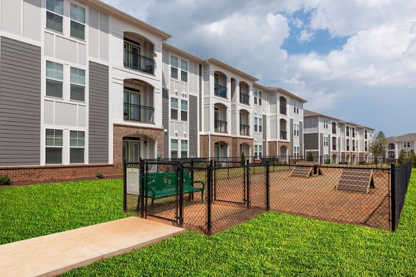 Wayfare at Garden Crossing Apartments apartments in Burlington, NC