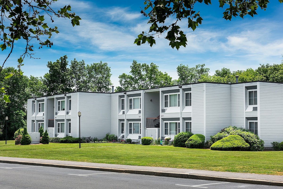 Taunton Gardens apartments in Taunton, MA