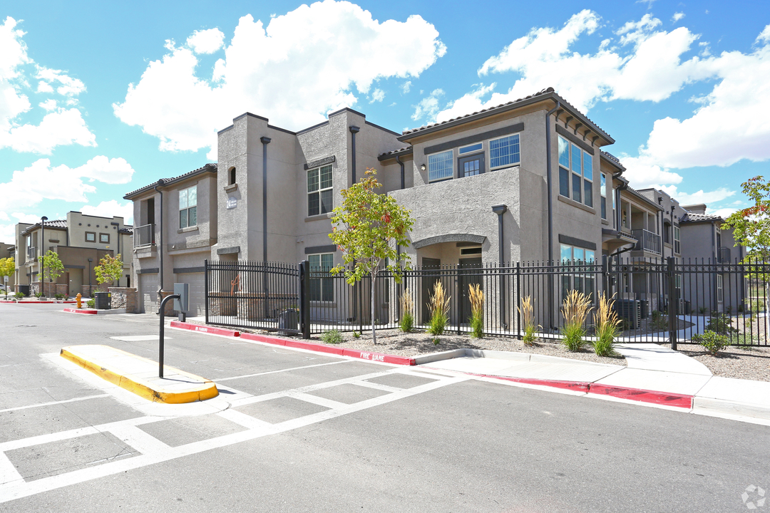 Andalucia Villas apartments in Albuquerque, NM