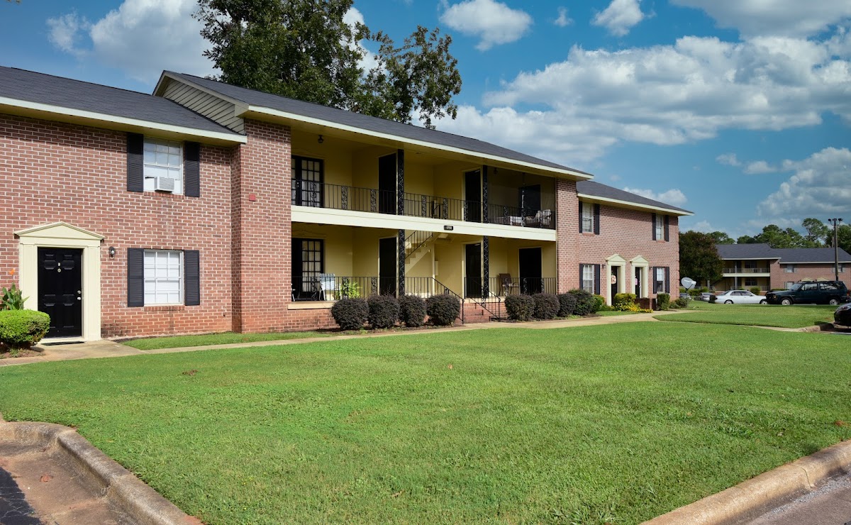 Shoreham Apartments apartments in Albany, GA