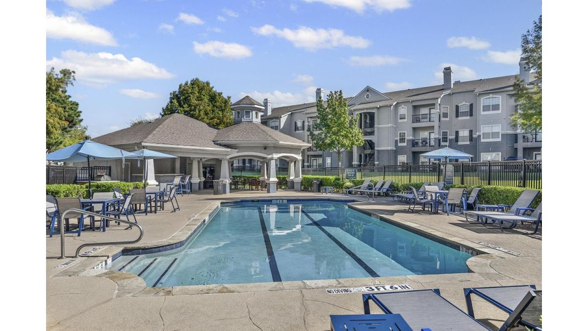 Benton Pointe apartments in Addison, TX
