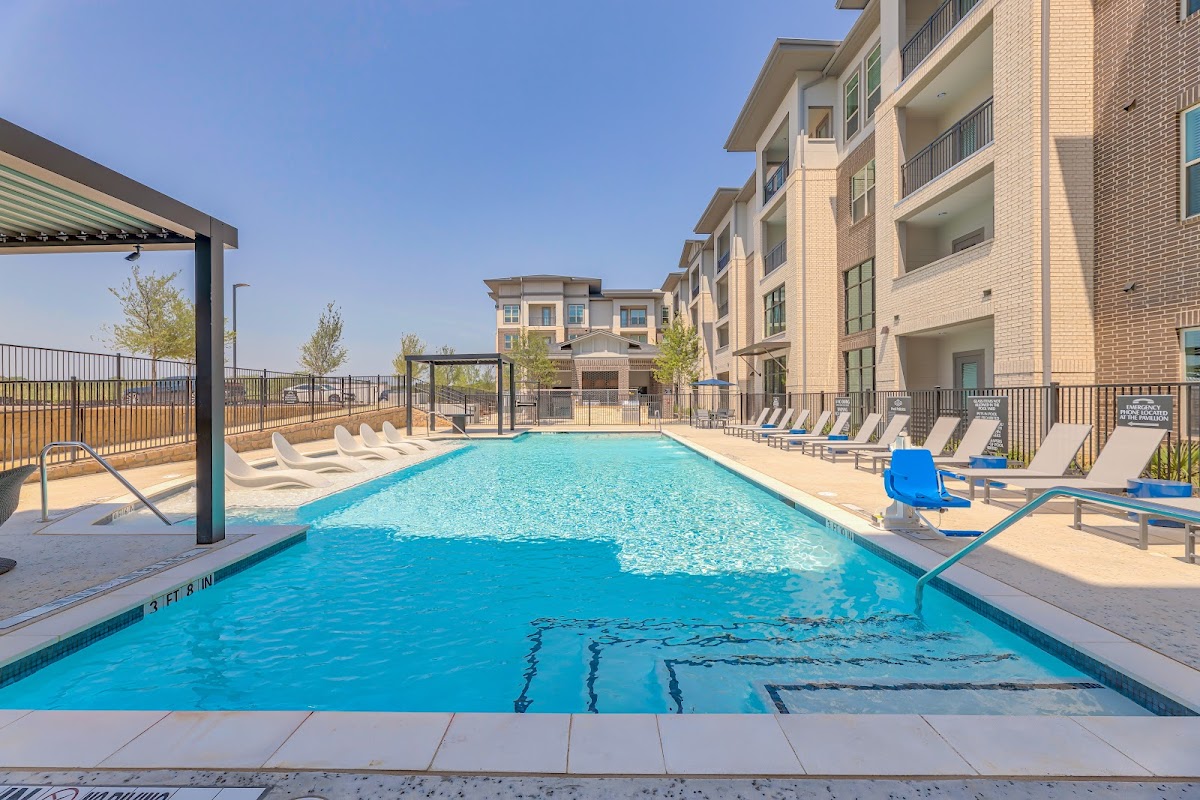 The Carter apartments in Grapevine, TX