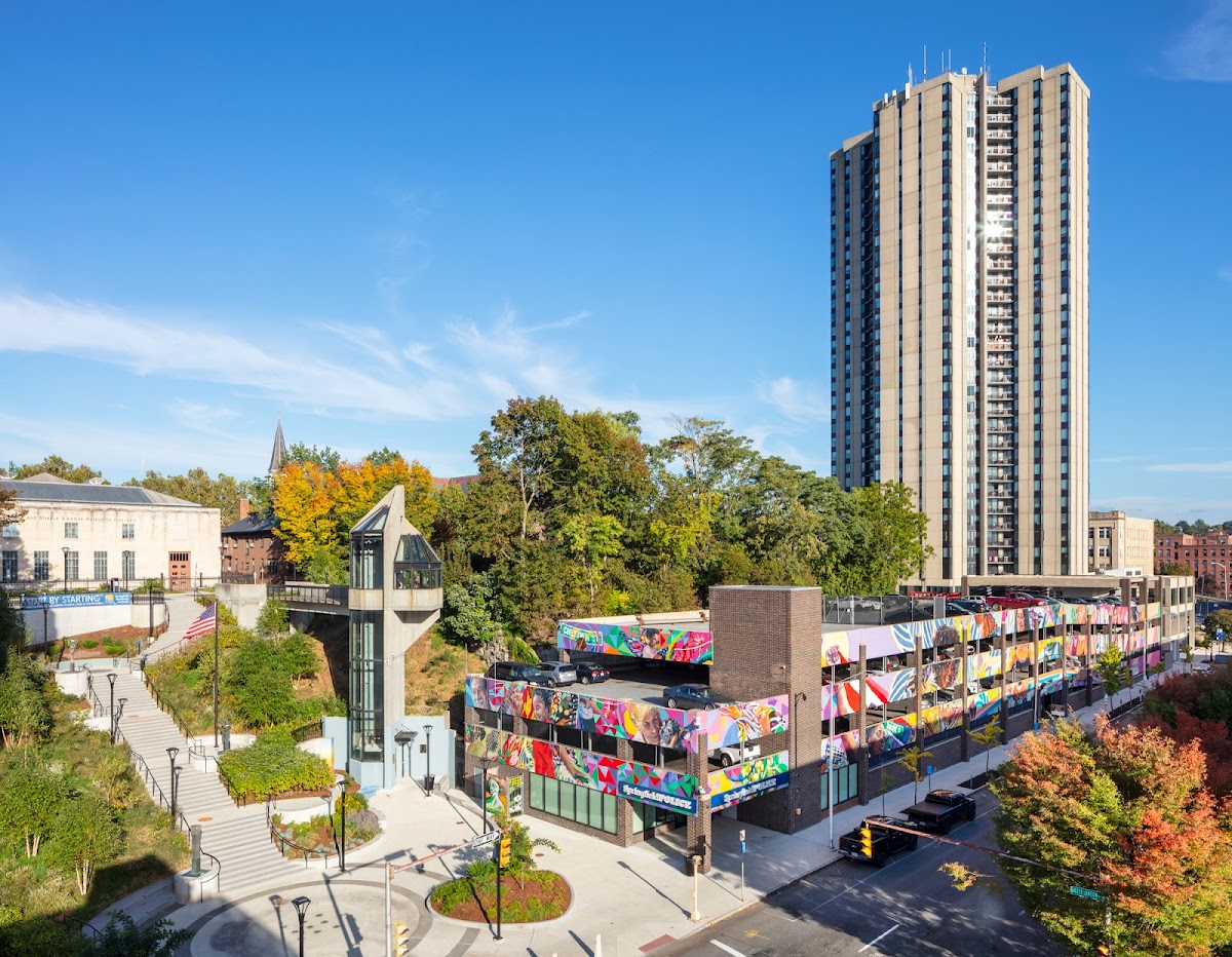 Skyview Downtown apartments in Springfield, MA