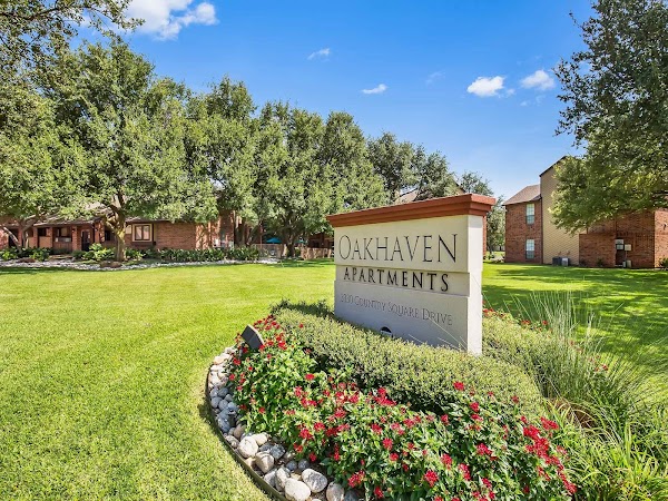 Oakhaven Apartments apartments in Addison, TX