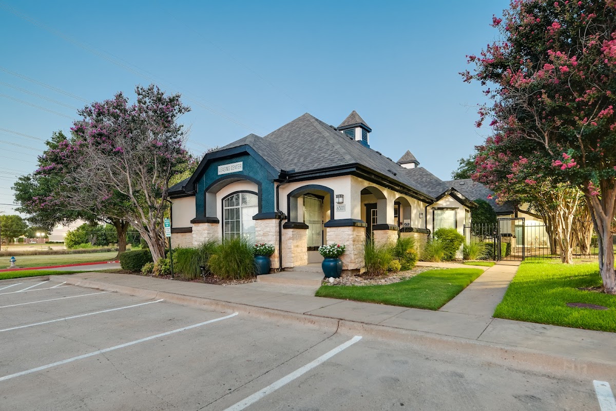 Langdon at Spring Creek apartments in Addison, TX