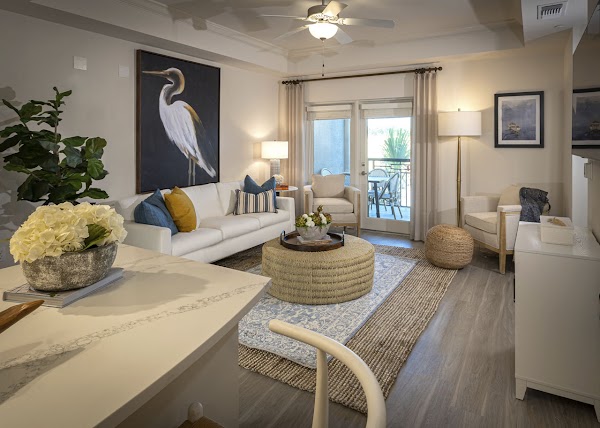 Everleigh Palm Beach Gardens apartments in Palm Beach Gardens, FL
