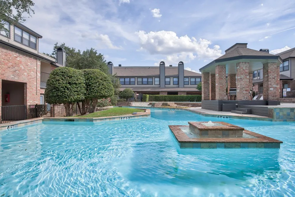 Branch Creek Apartments apartments in Addison, TX