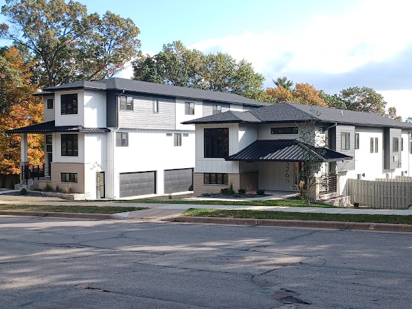 Theodora Rowhomes apartments in Altoona, WI