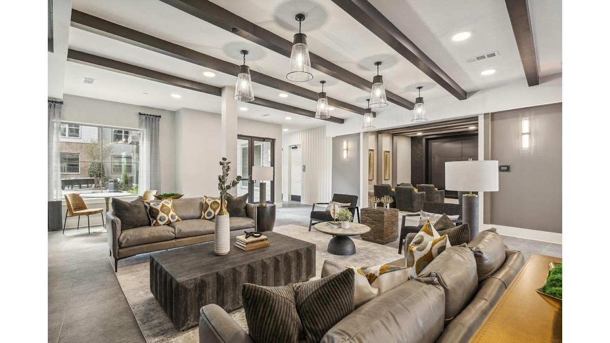Alta Park Central apartments in Dallas, TX