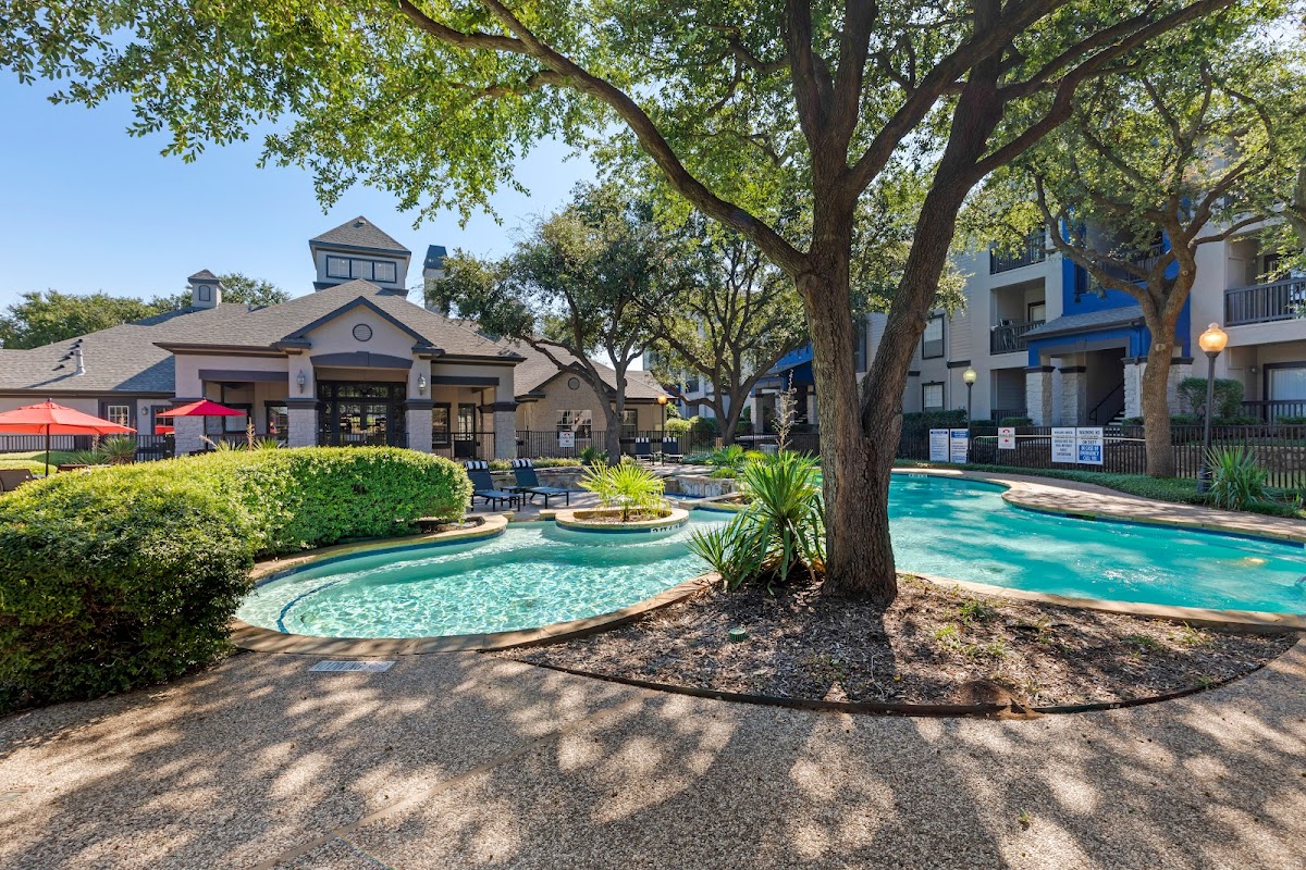 Keystone Falls apartments in Dallas, TX