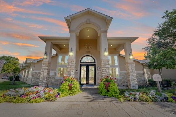 Summit Ridge Apartments apartments in Addison, TX