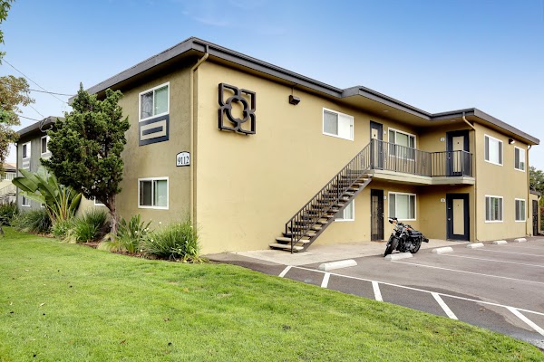 Park Grossmont Apartments apartments in La Mesa, CA