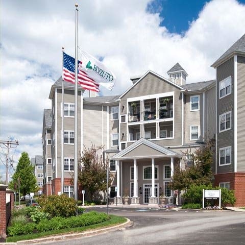 Washington Crossing apartments in Woburn, MA