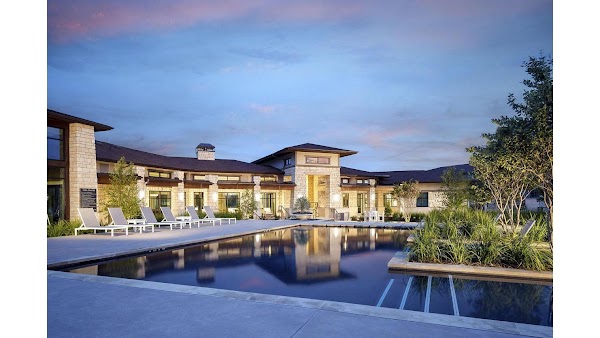 The Ellis apartments in Addison, TX
