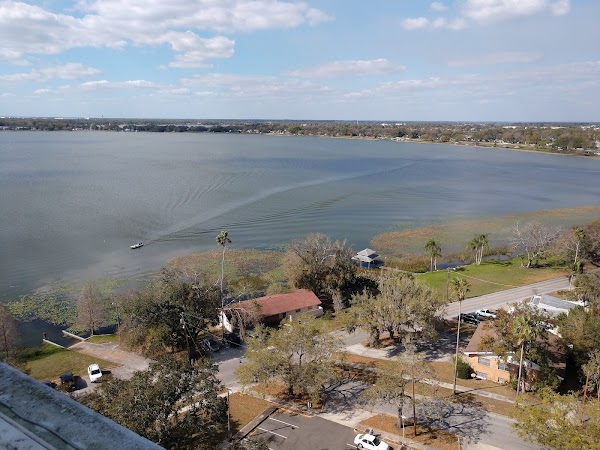 Lakeview Tower Apartments apartments in Winter Haven, FL