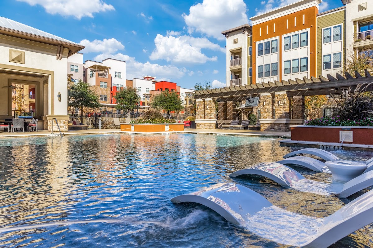 The Carson at Twin Creeks Apartments apartments in Addison, TX