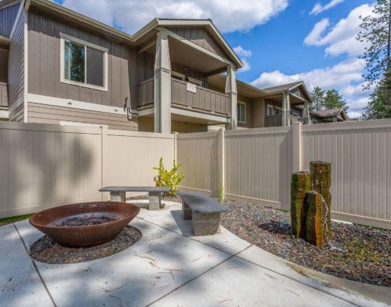 Centennial Pines apartments in Coeur D Alene, ID