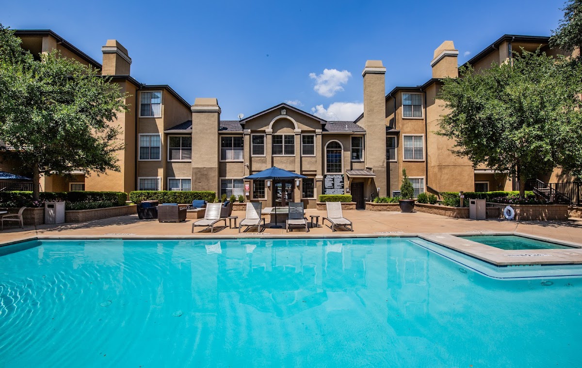 The Courts at Preston Oaks apartments in Addison, TX