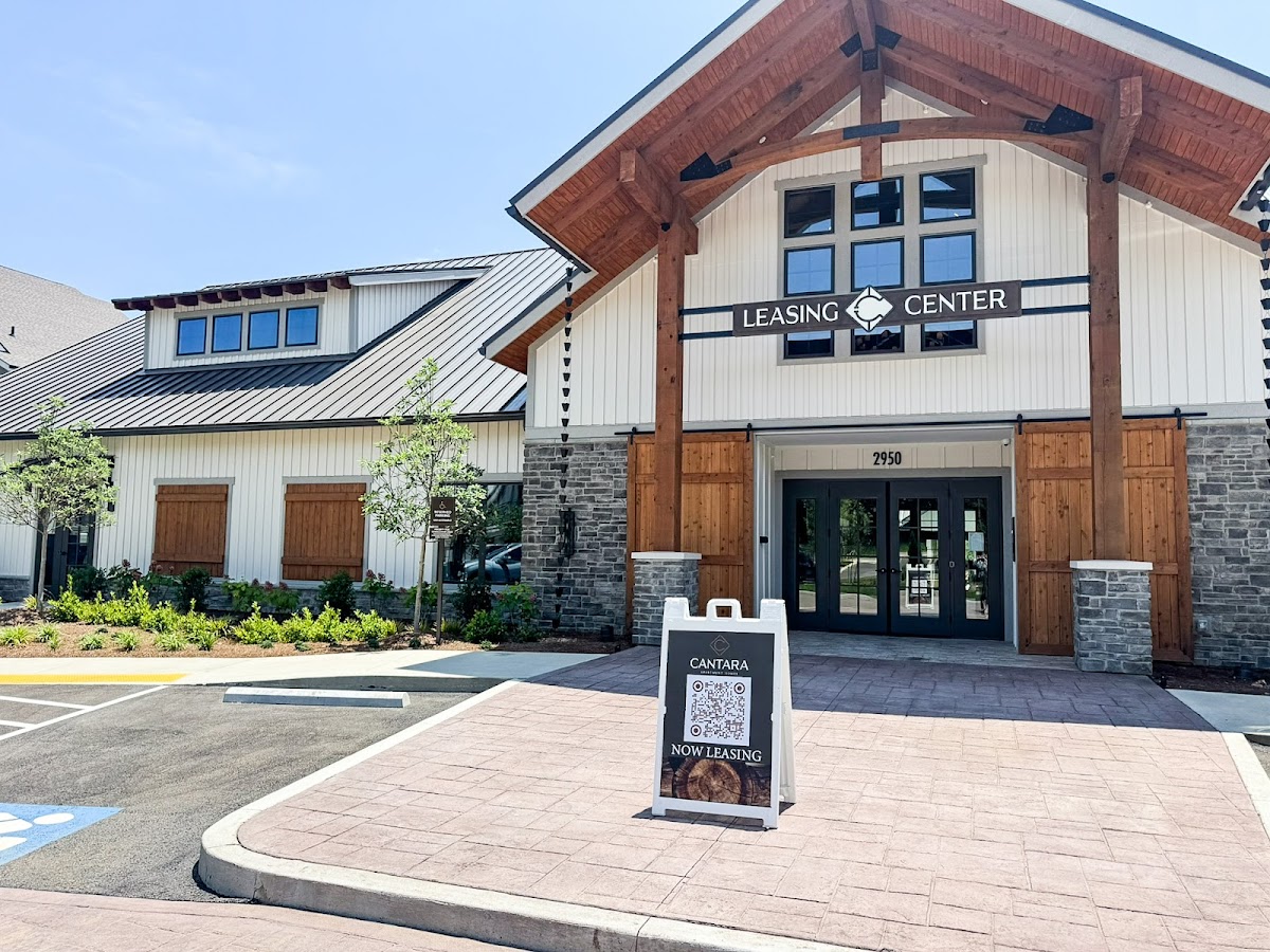 Cantara at Legacy Pointe apartments in Spring Hill, TN