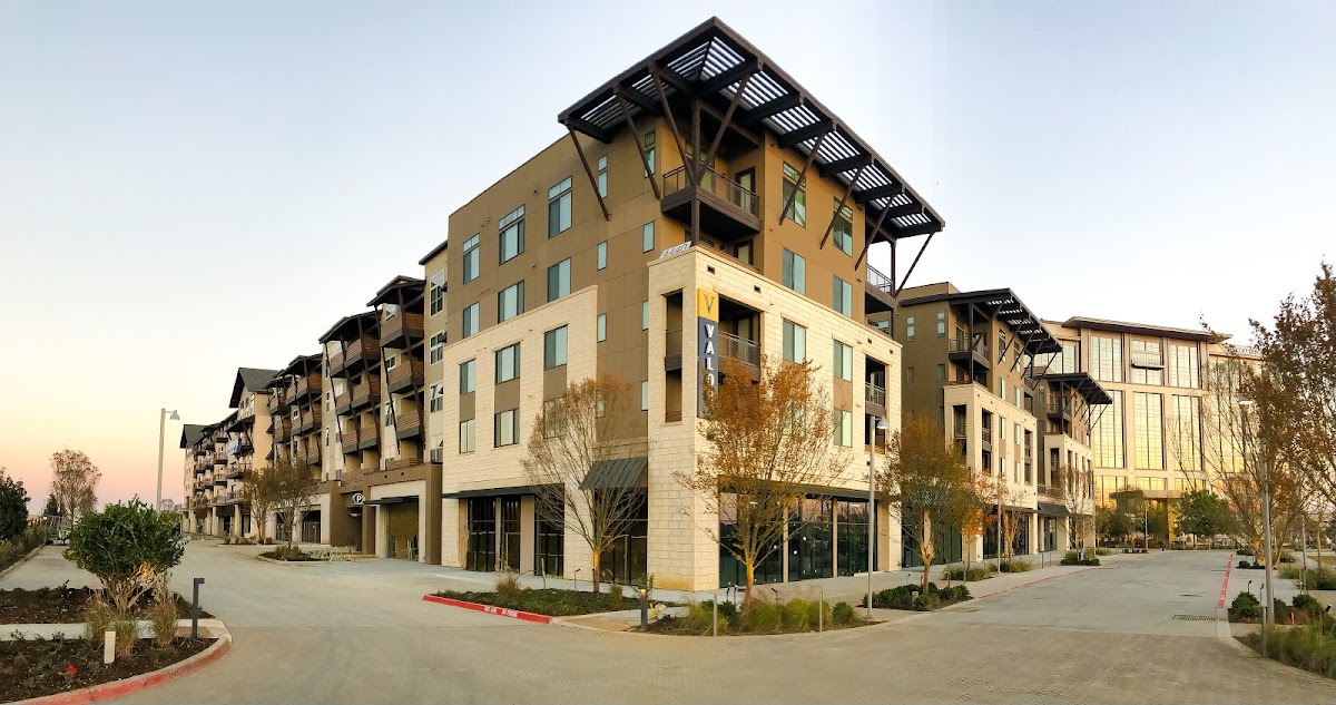 Valor at the Realm apartments in Lewisville, TX